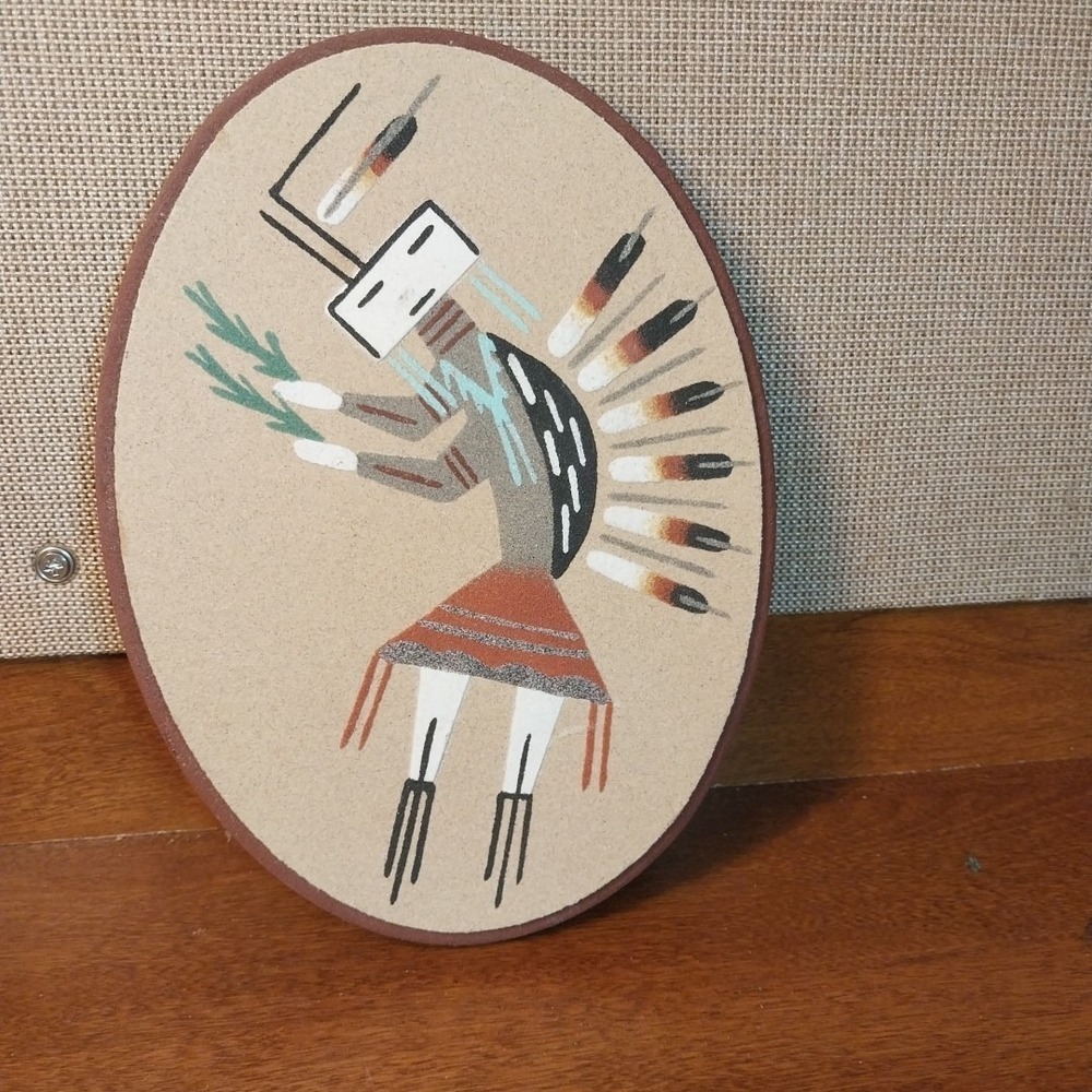 Navajo Sand Painting Signed Native American Sand Art Wall Decor Oval 9x7" READ - Picture 8 of 14